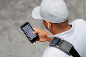 Apple says iPhones not listening in on consumers