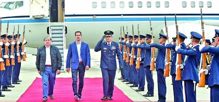 Guaido meets with foreign allies to remove Maduro