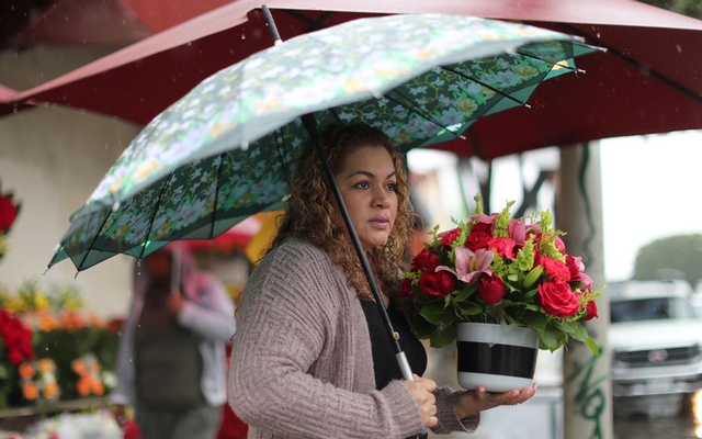 Monster mudslides as storm punishes California