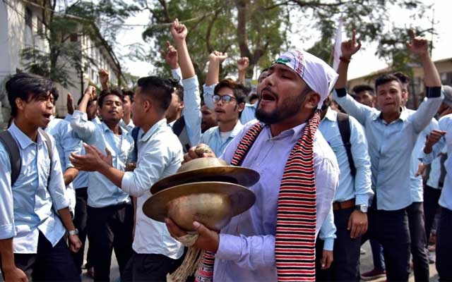 Protesters in India claim victory as citizenship bill stalls