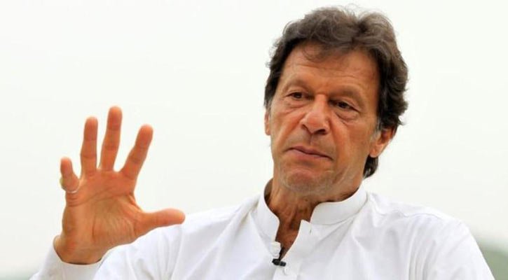 Imran Khan warns of Kashmir escalation, offers talks with India