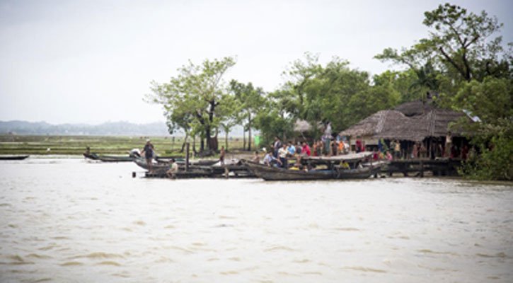 UNHCR concerned about humanitarian impact of continuing violence in Rakhine