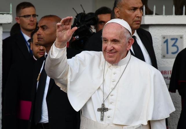 Pope signs Jerusalem declaration on Morocco trip