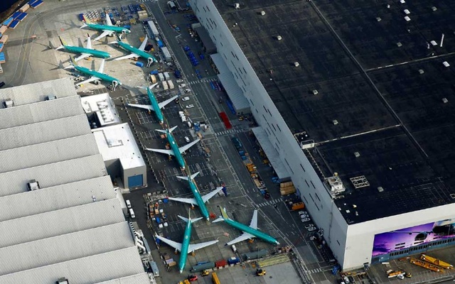 Indonesian airline cancels Boeing order, citing passenger fear