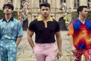 Priyanka Chopra announces the return of Jonas brothers