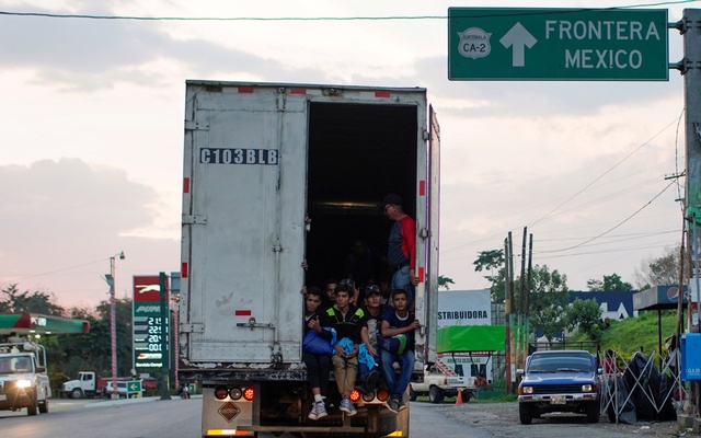 Truck roll-over in Mexico kills at least 25