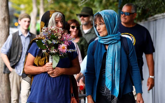 Thousands attend NZ vigil, rally to fight racism, remember Christchurch victims