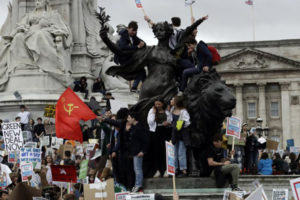 16 arrested at NYC student climate protest