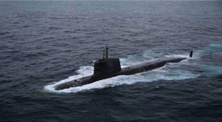 Pak navy thwarts attempts made by Indian submarine to enter Pakistani waters