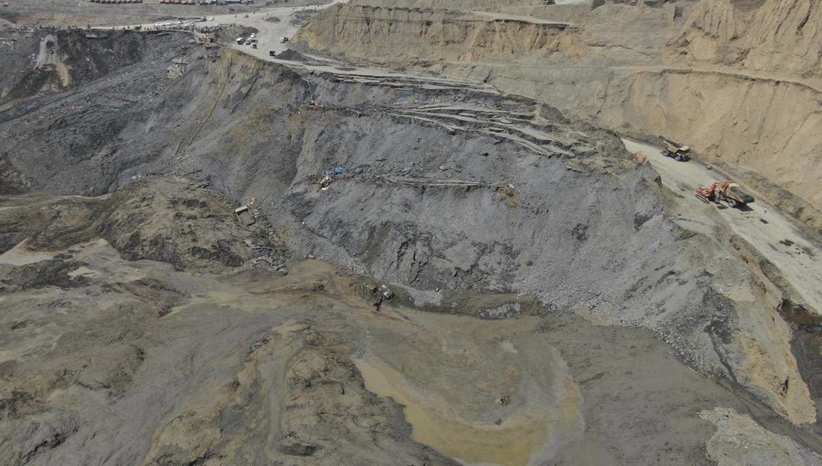 Myanmar lawmaker: 50 believed dead in mudslide at jade mine