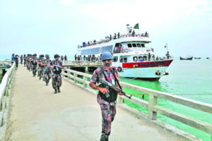 Heavily armed BGB deployed to Saint Martin’s after 22 years