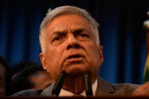 Lankan PM condemns attacks, holds emergency meeting