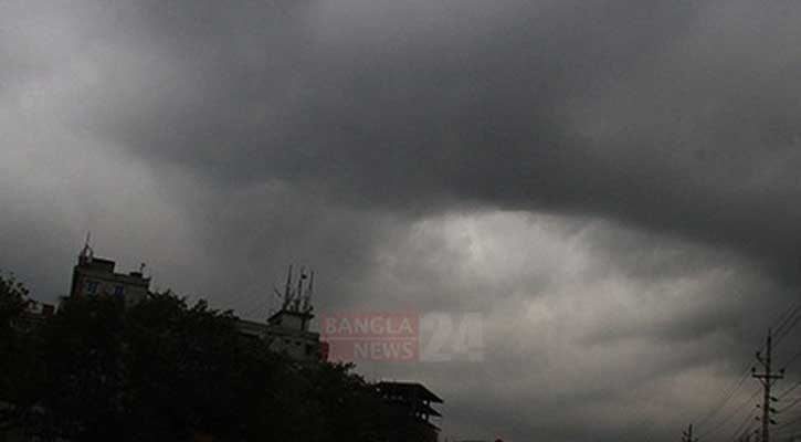 Thunderstorms kill 64 in India