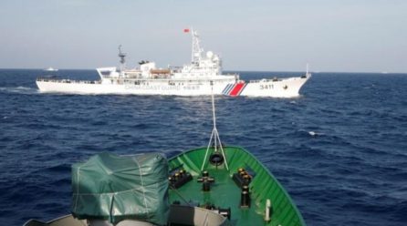 US warship sails in disputed South China Sea