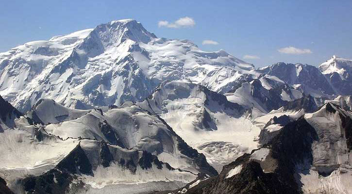 Seven tourists die in avalanche in Altai mountains