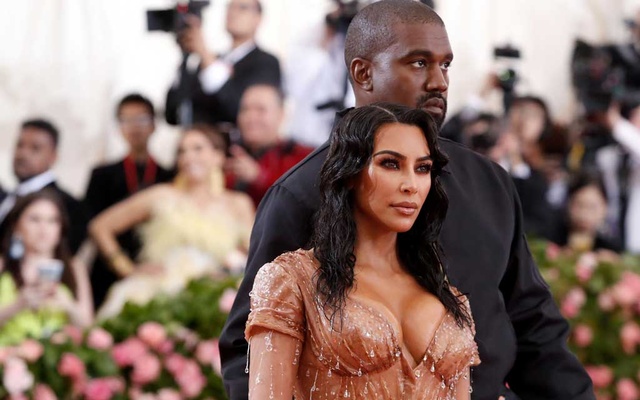 Kim Kardashian  names 4th child