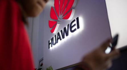 Facebook suspends app pre-installs on Huawei phones