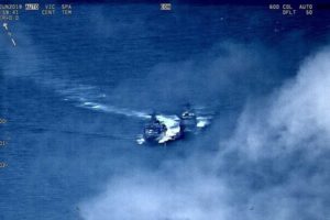 US and Russian ships narrowly miss colliding in Philippine waters