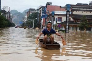Heavy rain in south China kills 5