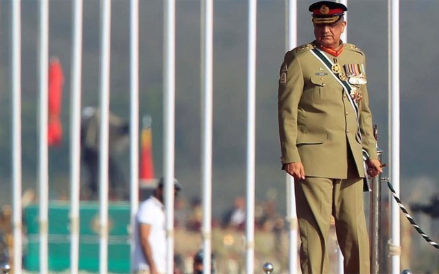 Pakistani army general given life sentence on spying charges