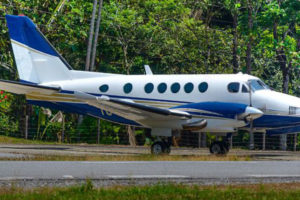 9 killed in US aircraft crash