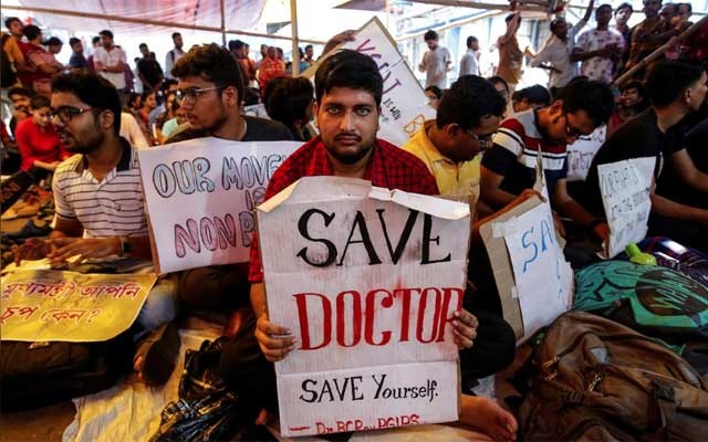 Thousands of doctors go on strike in India