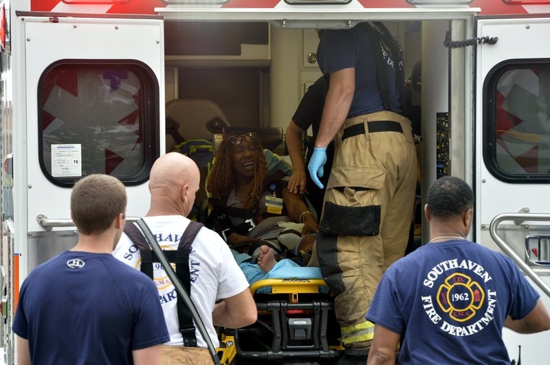 2 dead, 2 wounded in shooting at Walmart in Mississippi