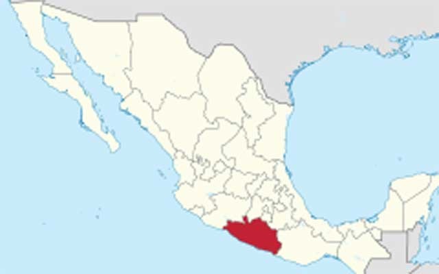 Mexican journalist found dead, with signs of torture, in car trunk