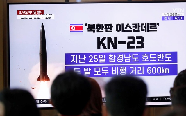 US officials play down N Korea missile tests, hold out for new talks