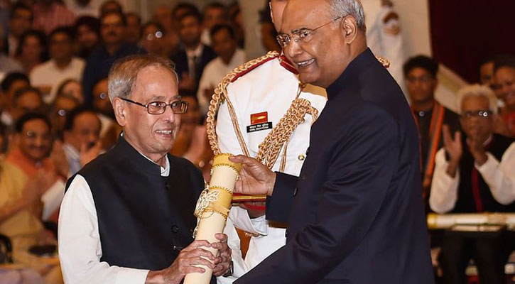 Pranab Mukherjee receives Bharat Ratna