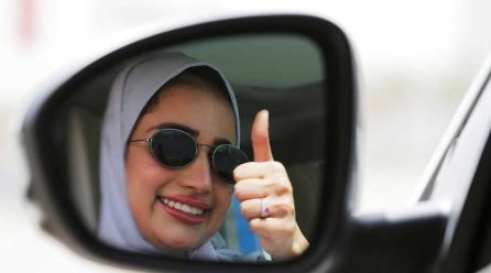Saudi Arabia allows women to travel independently