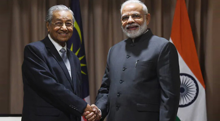 Modi raises Zakir Naik’s extradition issue with Mahathir