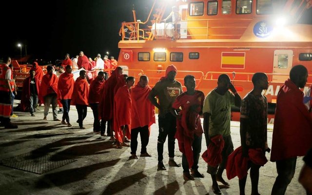 Spain rescues almost 200 migrants in the Mediterranean