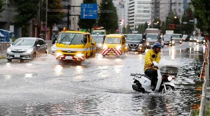 Typhoon Faxai wreaks havoc in Tokyo