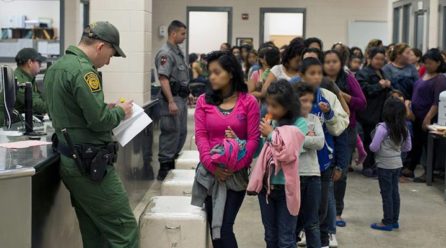 US Supreme Court approves Trump asylum curbs