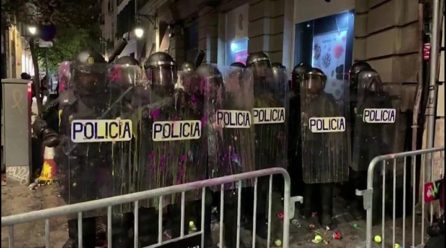 Separatist protest draws 350,000 in Barcelona