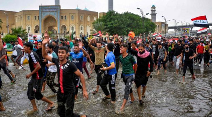 Iraq protests: 40 dead as mass unrest descends into violence