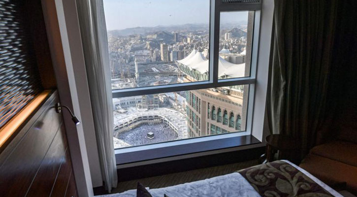 Saudi Arabia allows foreign men-women to share hotel room