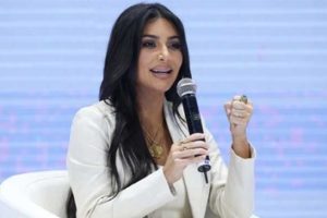 Kim Kardashian praises Thunberg
