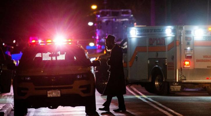 Five stabbed at home in New york rabbi