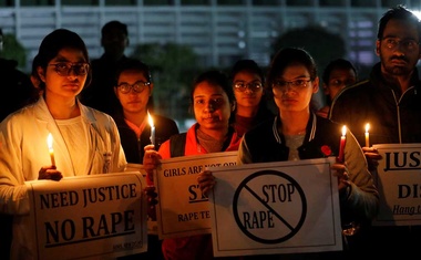 Burnt Indian rape victim dies