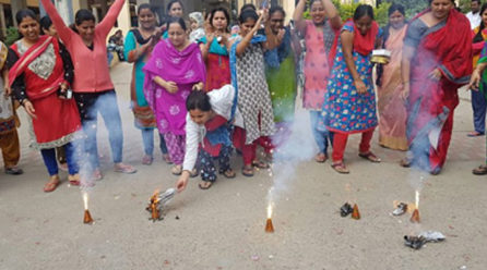 Police kill suspects in India vet rape-murder case