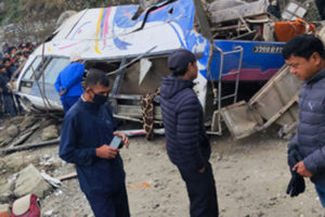 14 killed in Nepal bus accident