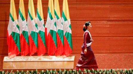 Suu Kyi receives wave of support ahead of genocide case