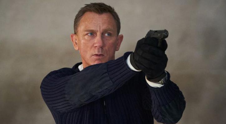 James Bond character ‘will remain male’