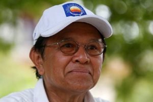 Journalists turned away from Cambodia treason trial
