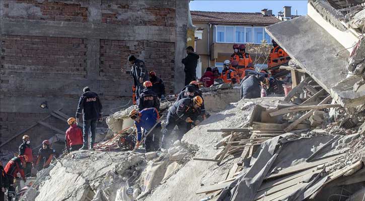 Turkey quake death toll reaches 29, rescue efforts under way