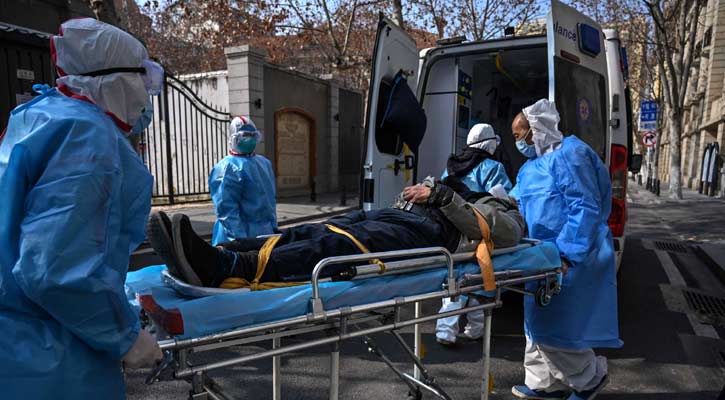 Senior officials ‘removed’ as China virus death toll hits 1,000