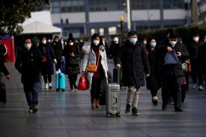 China slowly returns to work as coronavirus toll hits daily record