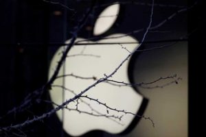 Apple to close retail stores worldwide